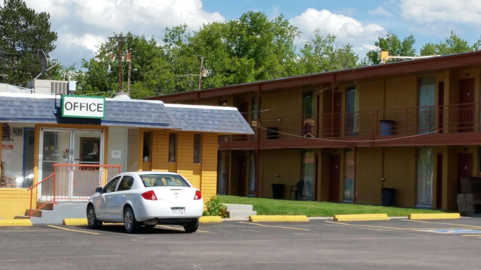Essex House Motel Littleton Exterior photo